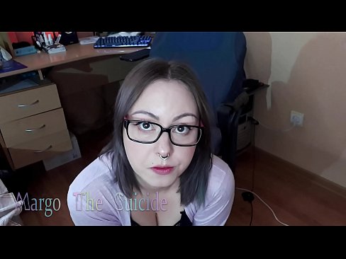 ❤️ Kynþokkafull stelpa með gleraugu sýgur dildó djúpt á myndavélinni Kynlíf hjá okkur is.mathem-1-class.ru ❌❤